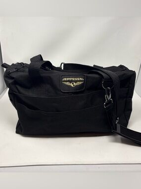 Jeppesen Flight Duffle Overnight Bag Pilot Aviation Black 16 1/4x10x6” Dual Zip